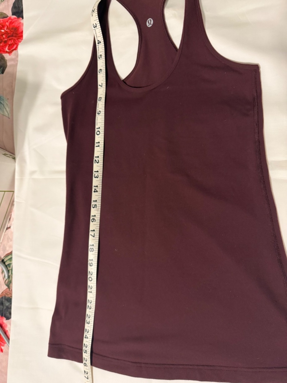 Lulu Lemon Razorback Tank - Picture 3 of 4